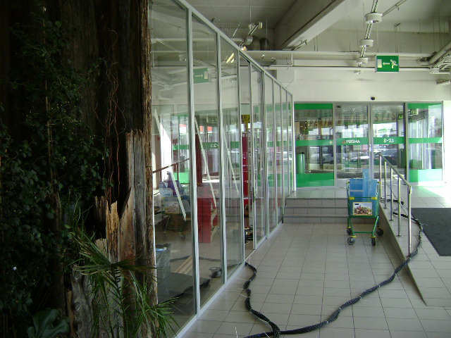 Glasväggar